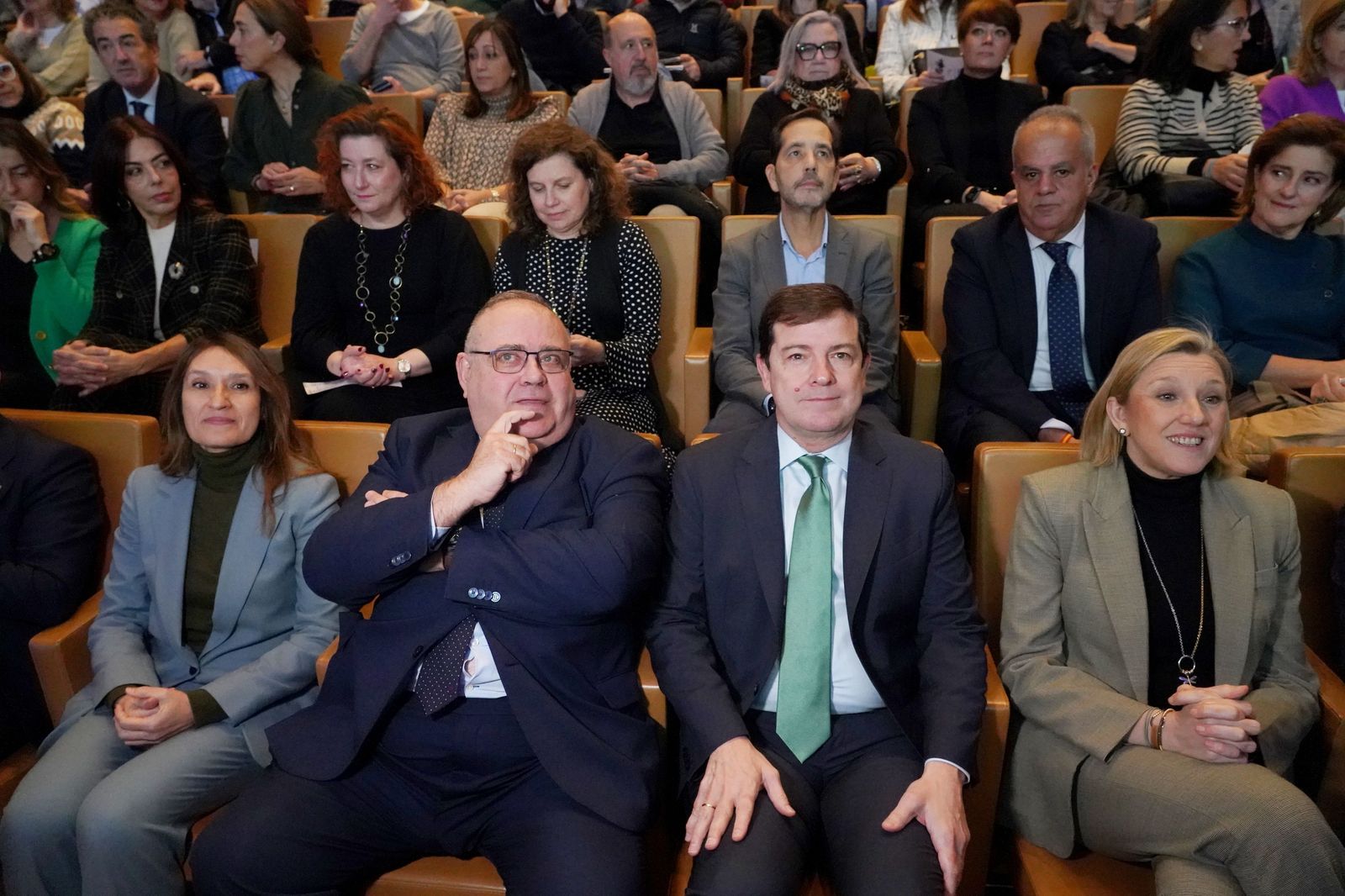 Castilla y León acercará los psicólogos clínicos al medio rural y creará unidades hospitalarias