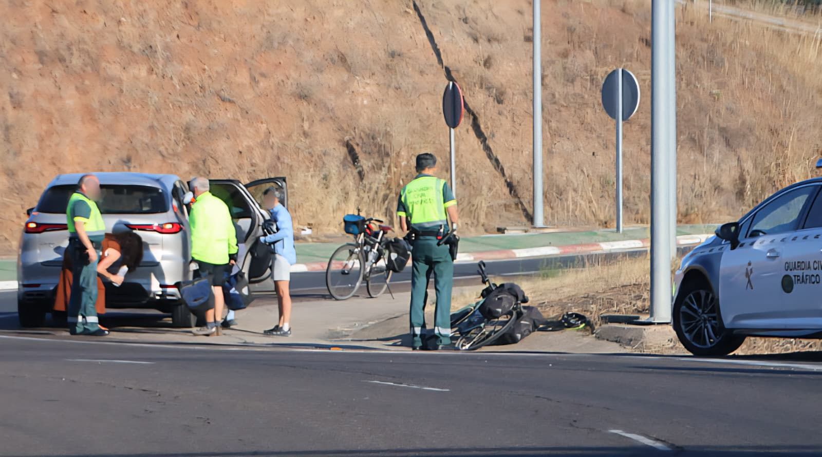 Ciclista herida en la segunda rotonda de salida a la N-630 de Salamanca a Zamora