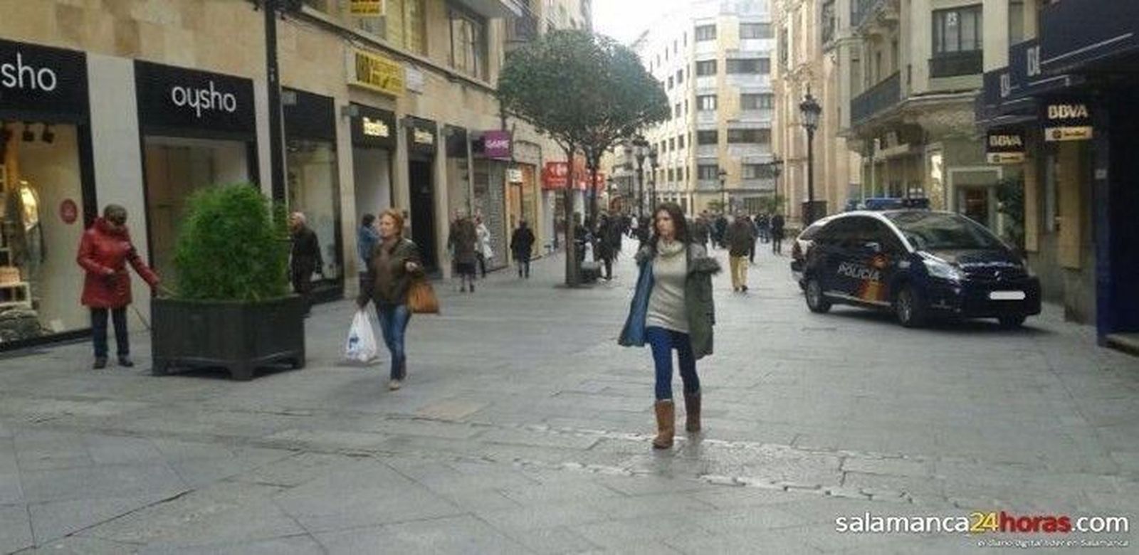 Arrestada por sustraer productos cosméticos de una tienda de la calle Toro