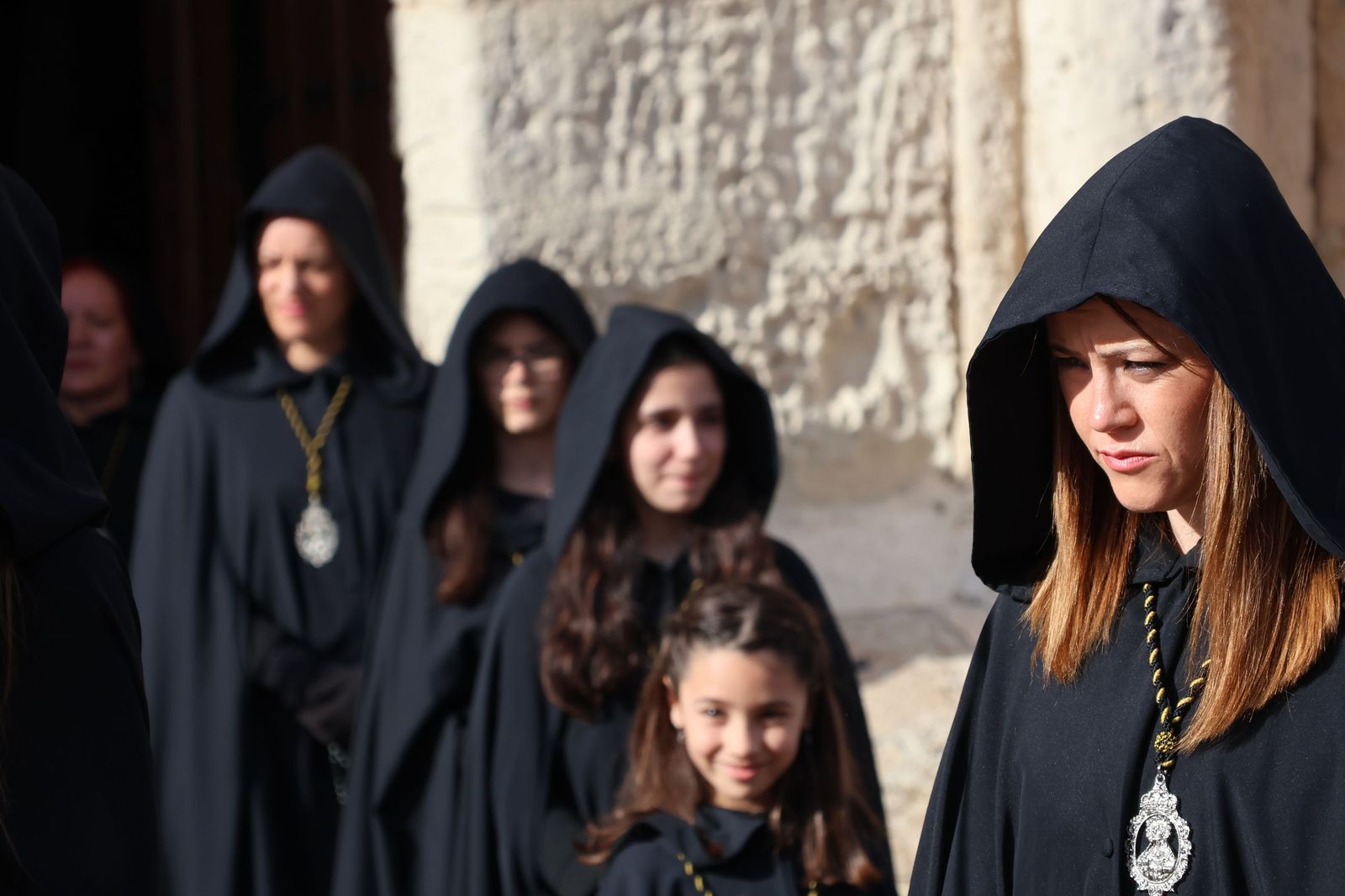 Revive las imágenes de la procesión del Santo Entierro en Fuentesaúco