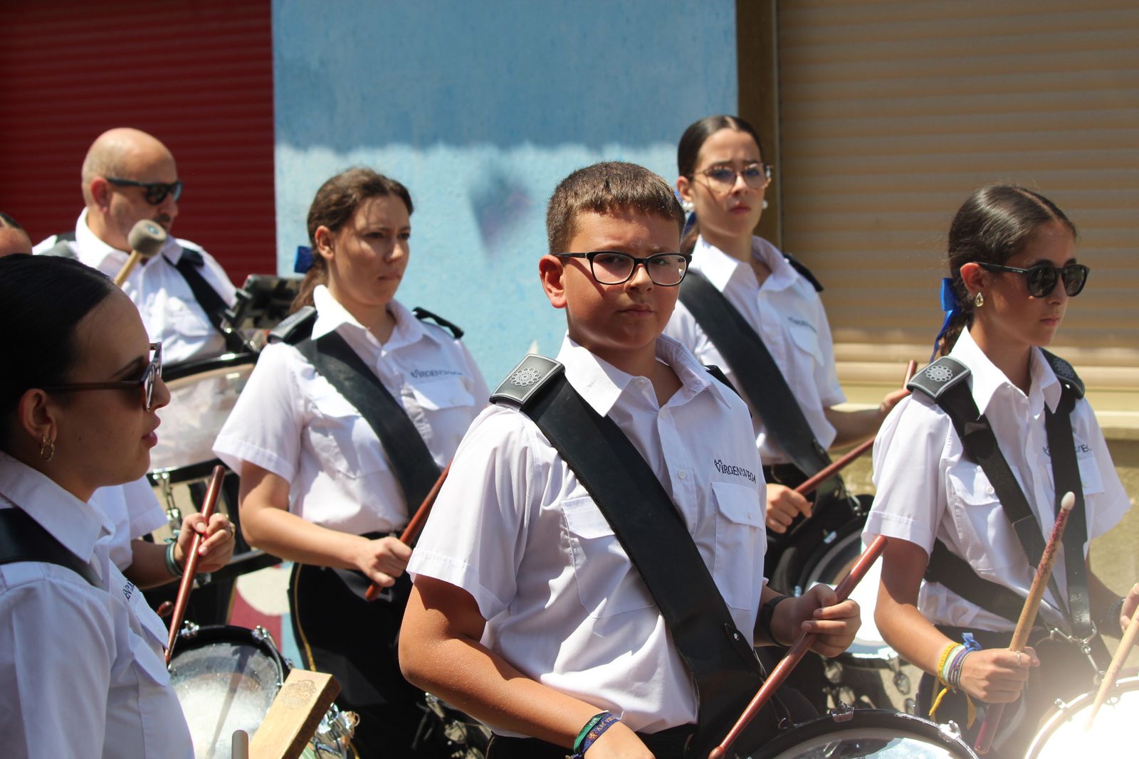 Moriscos. Procesión acompañada por la Agrupación Musical Virgen de la Vega