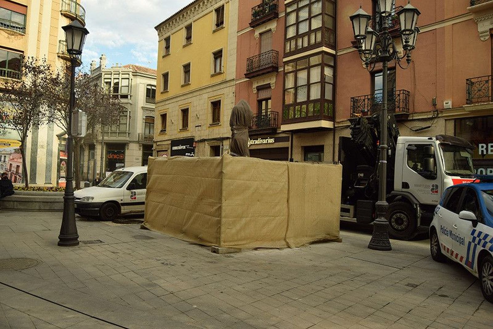 Adán después del pecado plaza Sagasta