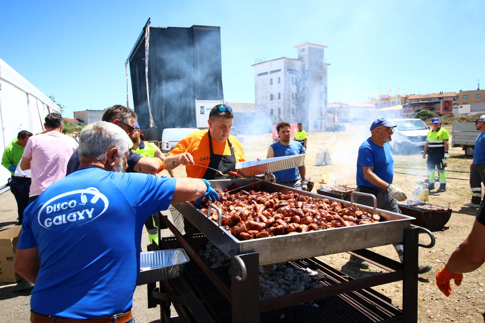Villamayor de la Armuña vive un gran sábado con su tradicional comida popular