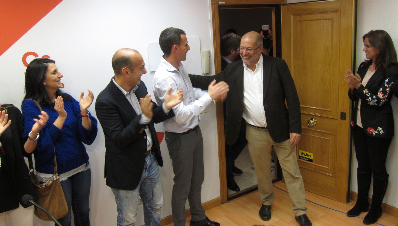 Igea (Cs) asegura que el "ofrecimiento" de Clemente es "bienvenido, como el de l