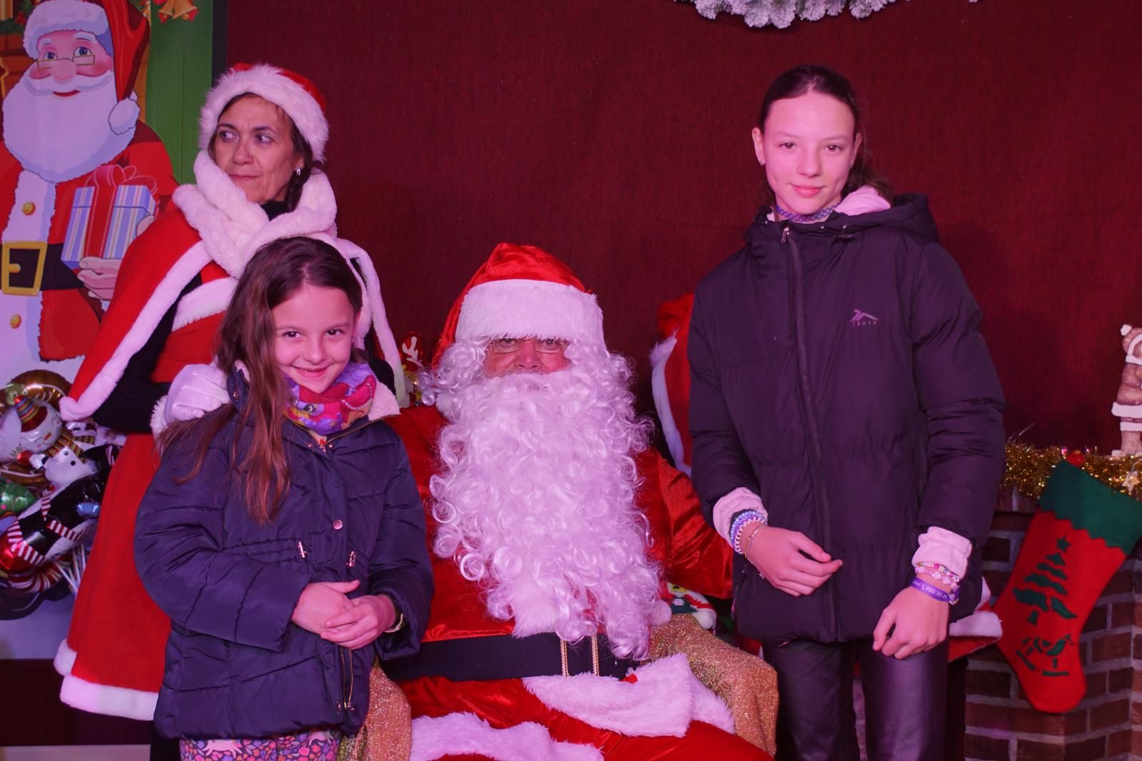 El Encinar recibe la visita de Papa Noel