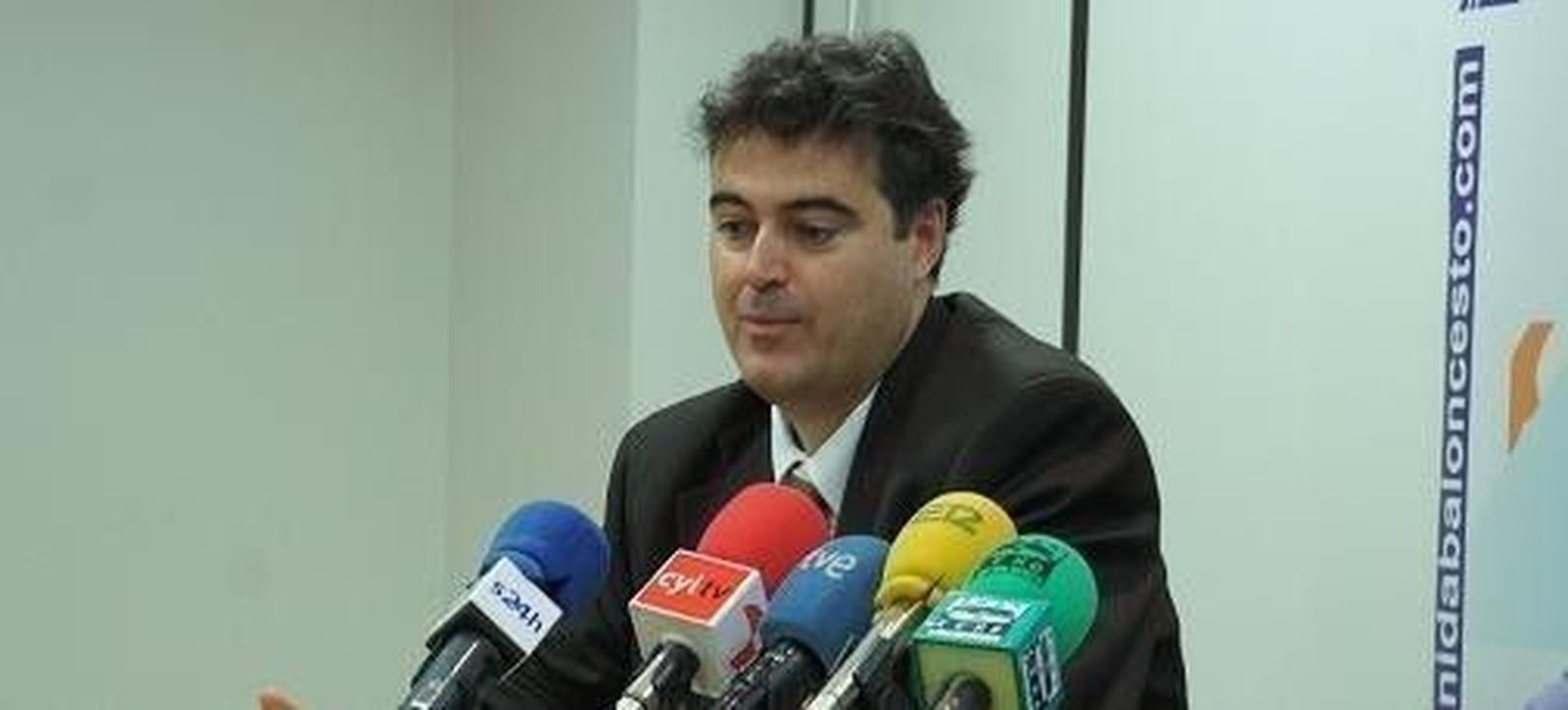 Carlos Méndez: "La Federación se ha equivocado eligiendo las fechas para la Copa"