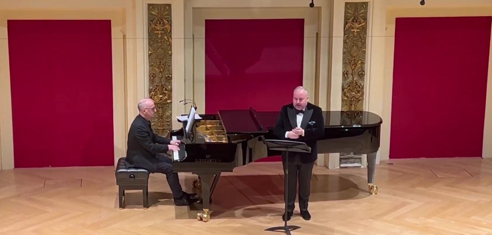 La voz del zamorano Luis Santana maravilla en una de las salas más emblemáticas del mundo.