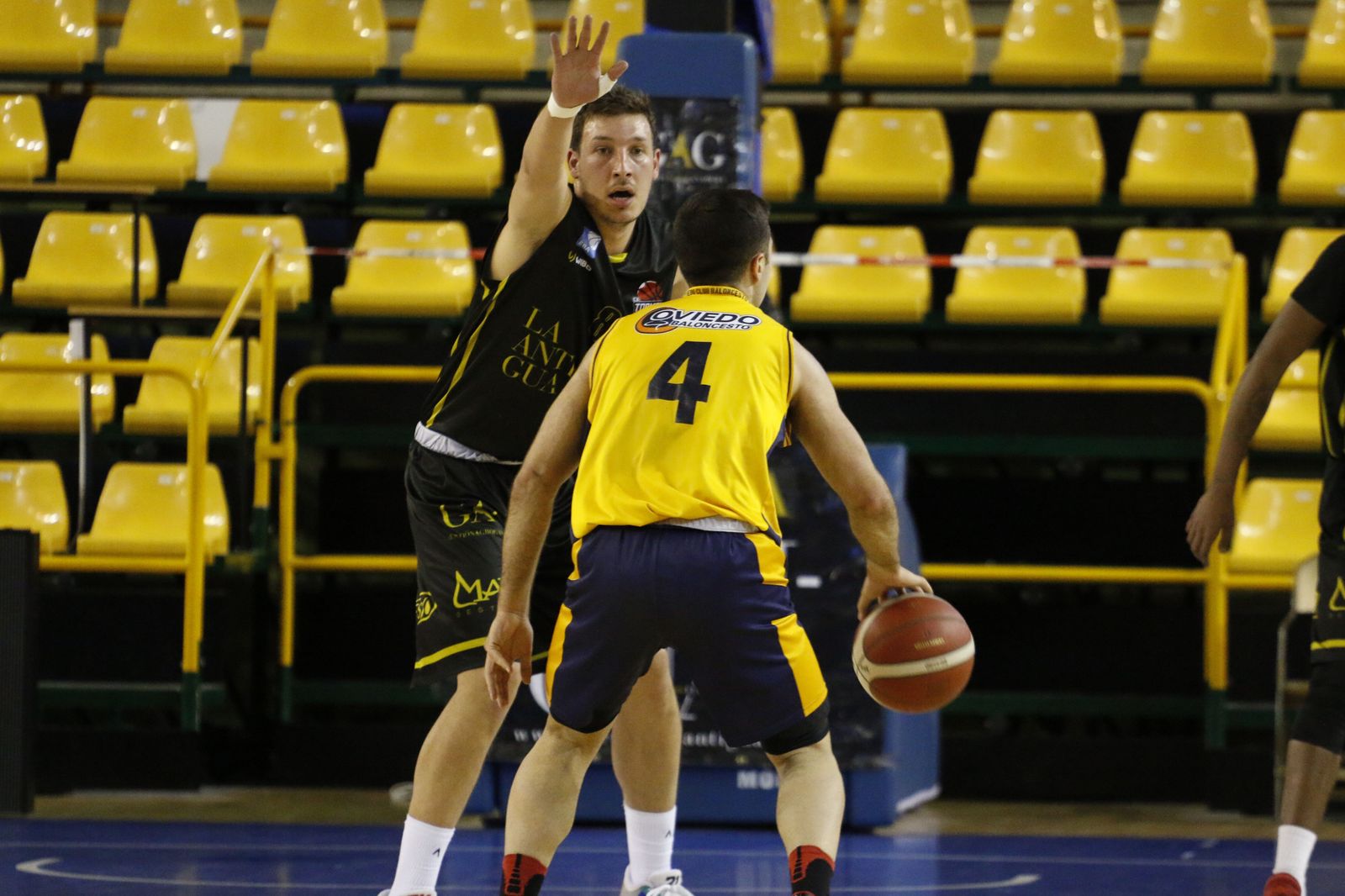 Imagen del CB Tormes - Basket Oviedo | FOTO SALAMANCA24HORAS.COM