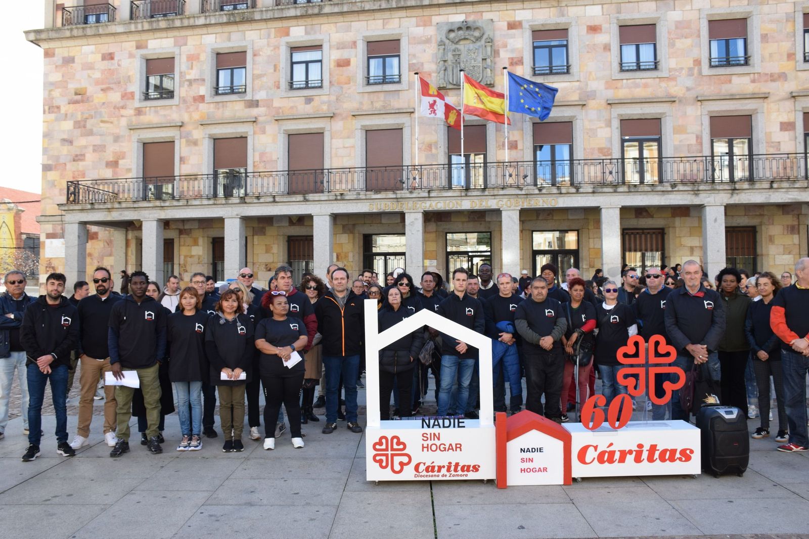 Personas sin hogar. Acto Cáritas