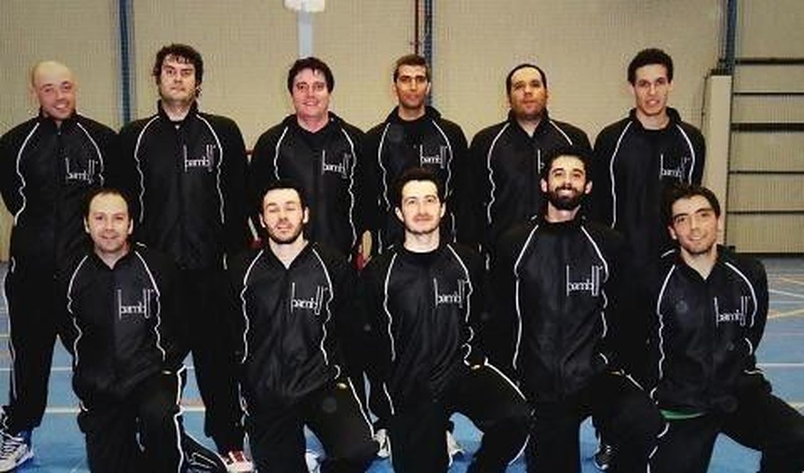 Sin cambios en lo alto de la Liga Senior de baloncesto tras la jornada 13