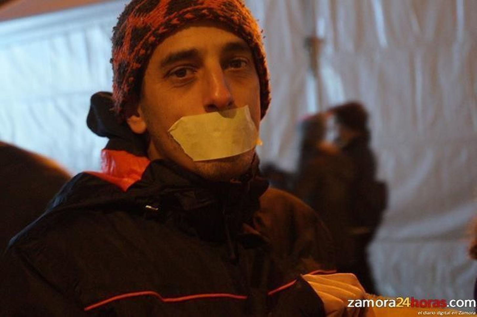 Alrededor de cien personas se concentran en Zamora contra la 'Ley Mordaza'