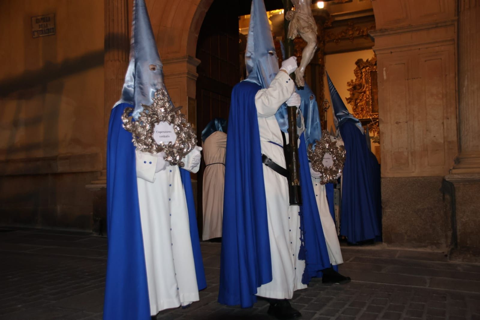 f9a9843a-392f-4f3c-8e24-10da2698a98d