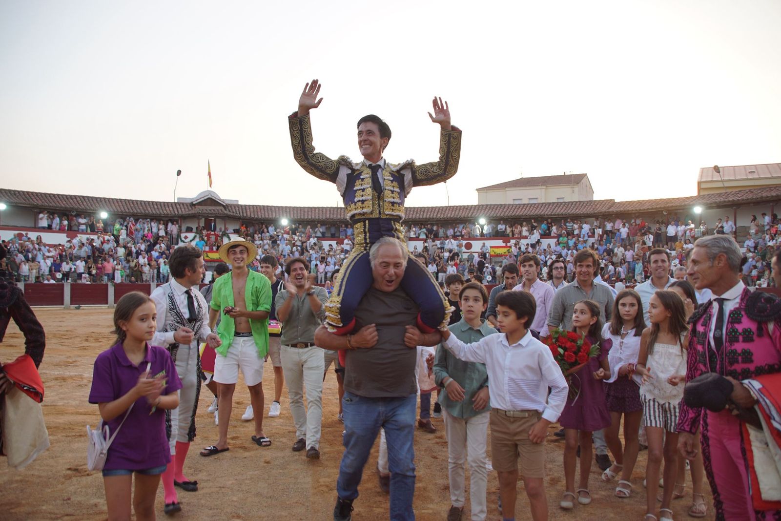 En imágenes la despedida de los ruedos de El Capea en Guijuelo