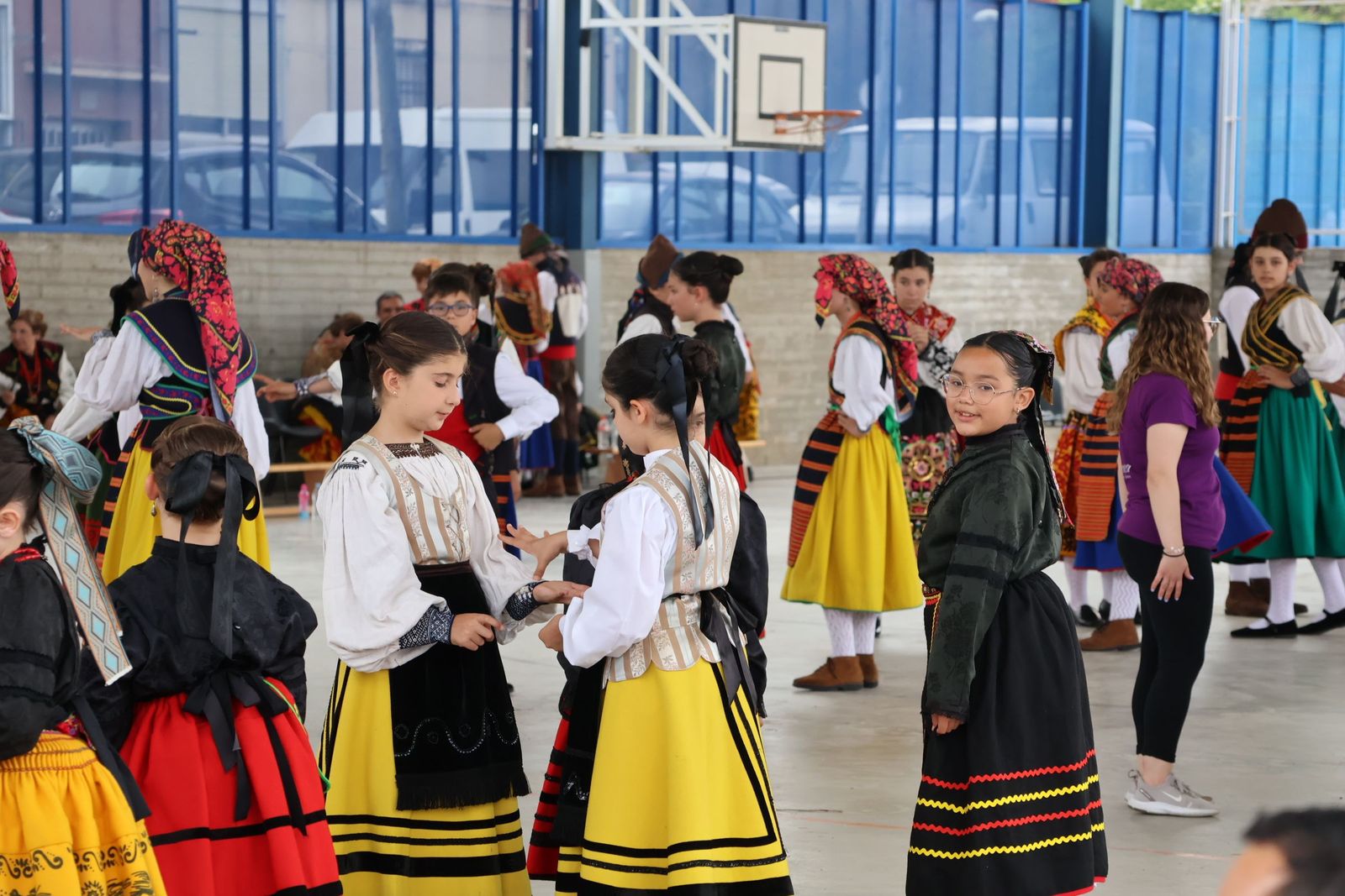 actuacion-fin-de-curso-de-la-escuela-de-baile-dona-urraca-11