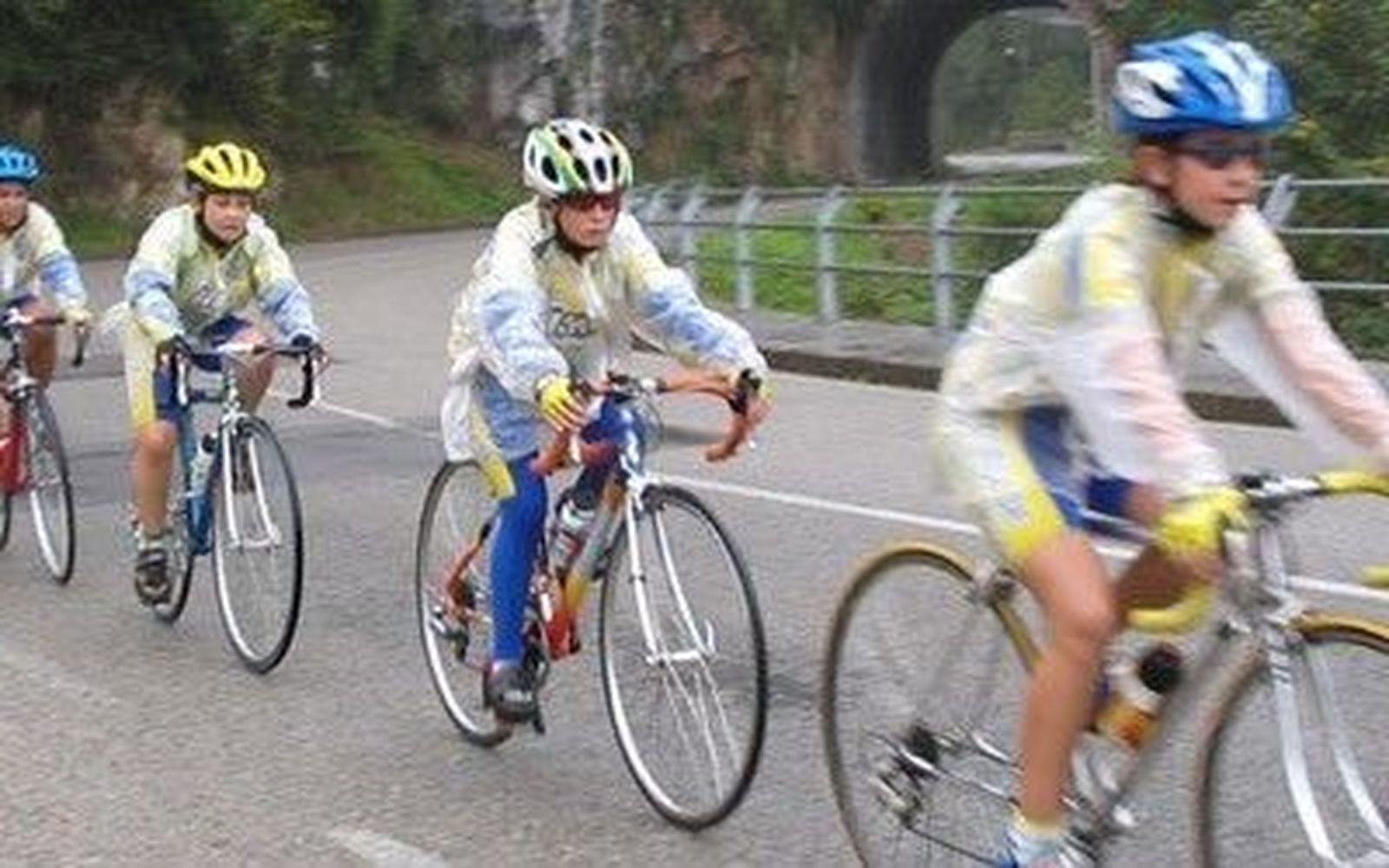 El Ayuntamiento de Villamayor colabora con el Club Ciclista