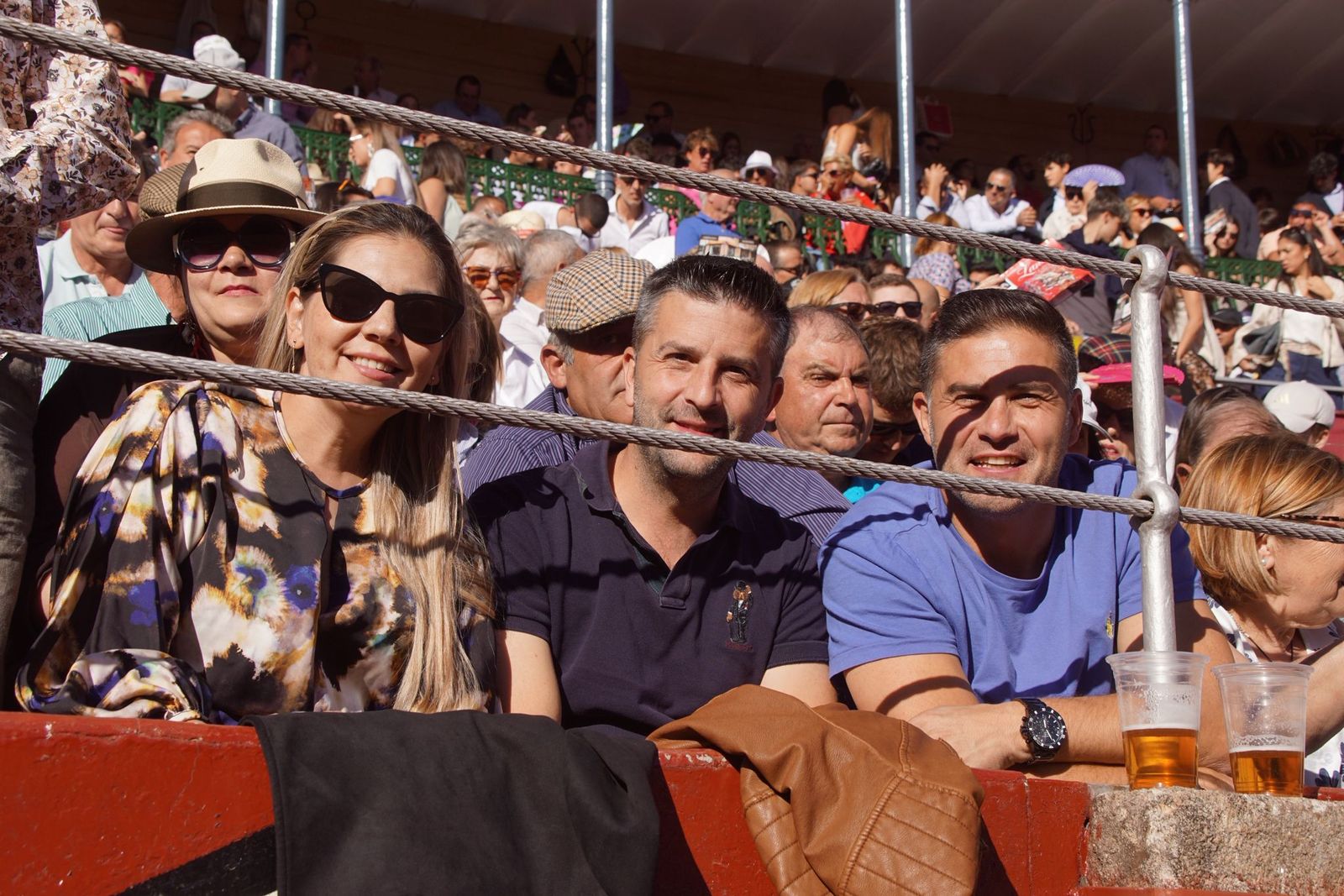 Así ha vivido la afición salmantina el adiós a la feria desde los tendidos: imágenes del ambiente en la corrida concurso