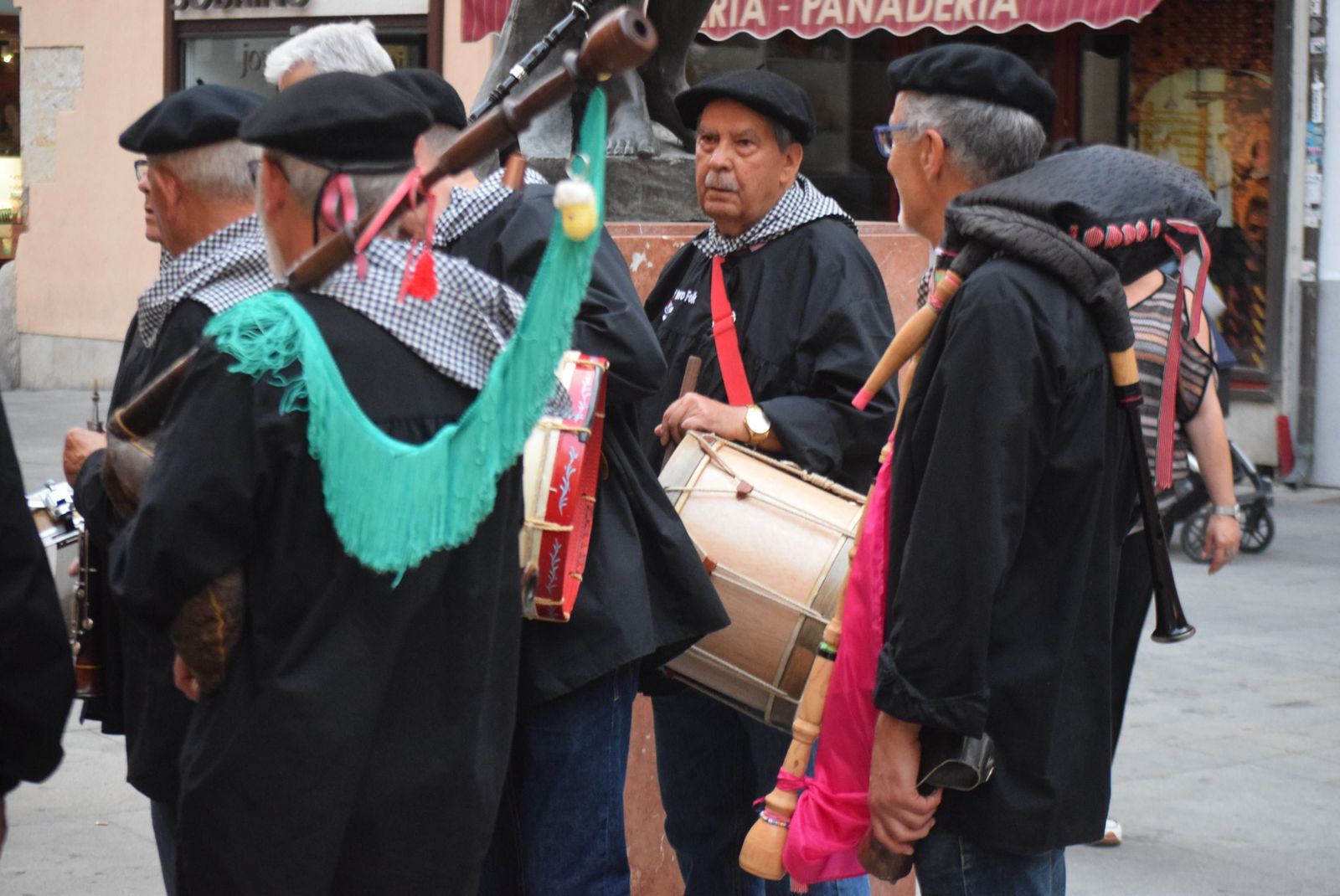 grupo-ronduero-en-la-xxx-muestra-de-folklore-6