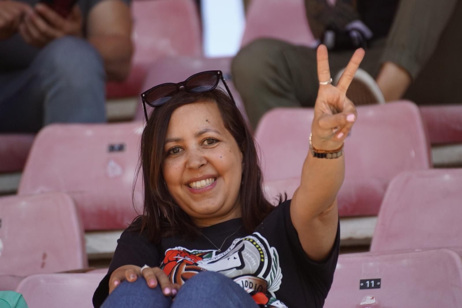 Gran ambiente en la grada para ver el partido entre Zamora - Unionistas en el Estadio Ruta de la Plata