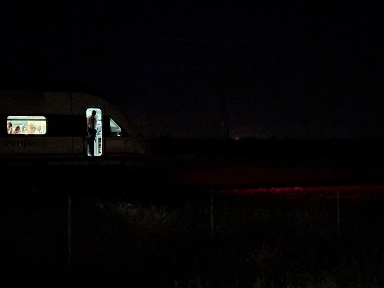Paralizado en Moriscos el tren Madrid-Salamanca por un incidente en la vía