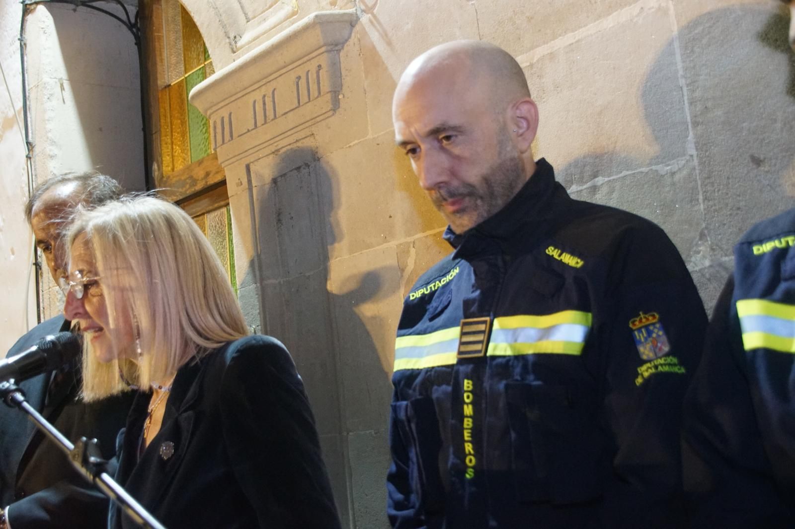 Los Bomberos de la Diputación dan voz al pregón de las fiestas de Alba de Tormes