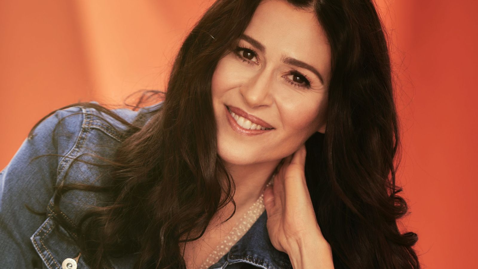 Marilia (Ella Baila Sola)