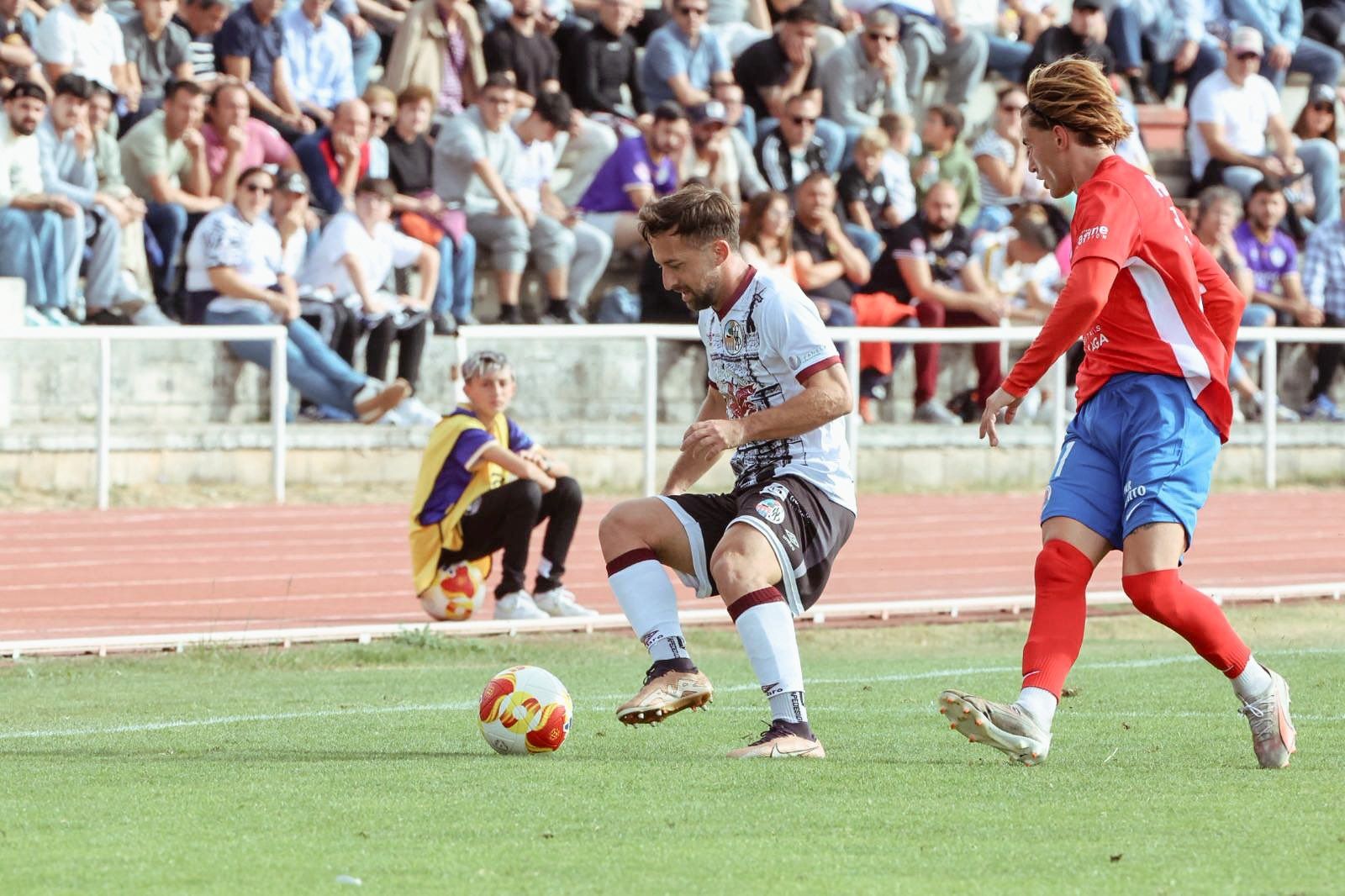 Parra, ante la UD Ourense