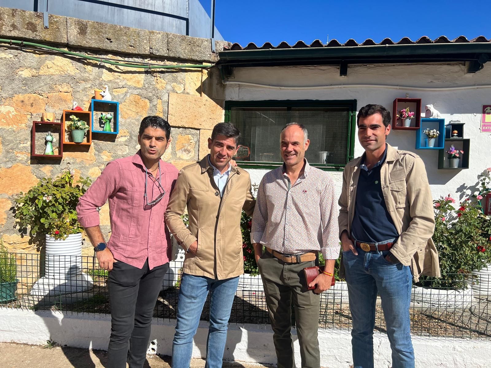 ambiente-durante-el-sorteo-de-los-toros-del-vellosino-en-la-glorieta-domingo-15-de-septiembre-de-2024-fotos-s24h-15