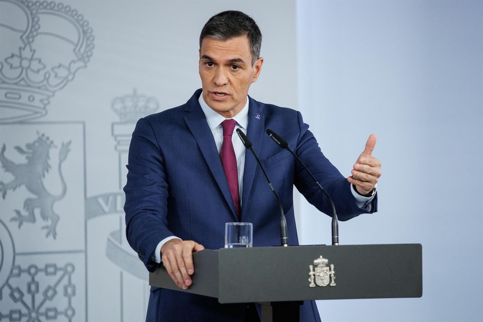 El presidente del Gobierno en funciones, Pedro Sánchez, ofrece una rueda de prensa tras reunirse con el Rey Felipe VI, en el Complejo de la Moncloa, a 3 de octubre de 2023, en Madrid (España). - Alejandro Martínez Vélez - Europa Press - Archivo El presidente del Gobierno en funciones, Pedro Sánchez, ofrece una rueda de prensa tras reunirse con el Rey Felipe VI, en el Complejo de la Moncloa, a 3 de octubre de 2023, en Madrid (España). - Alejandro Martínez Vélez - Europa Press - Archivo