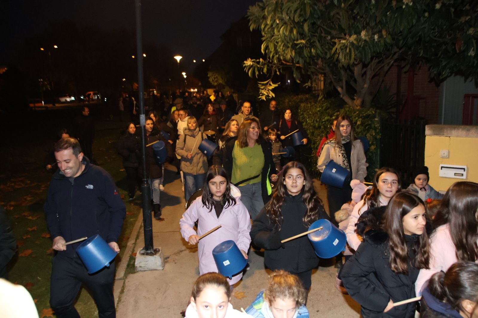 Pasacalles, batucada día Santa Cecilia