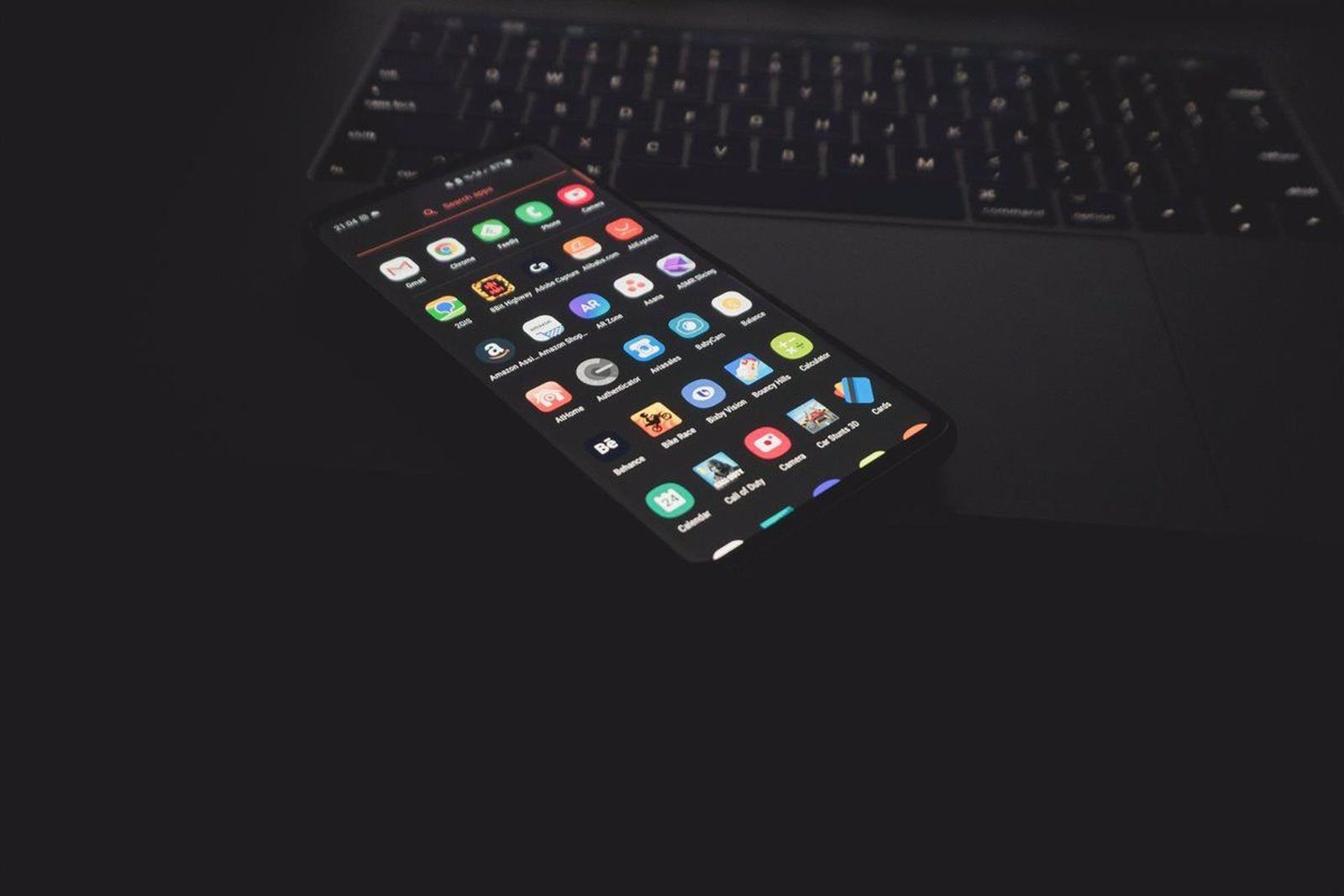 Aplicaciones en un móvil Android. Europa Press