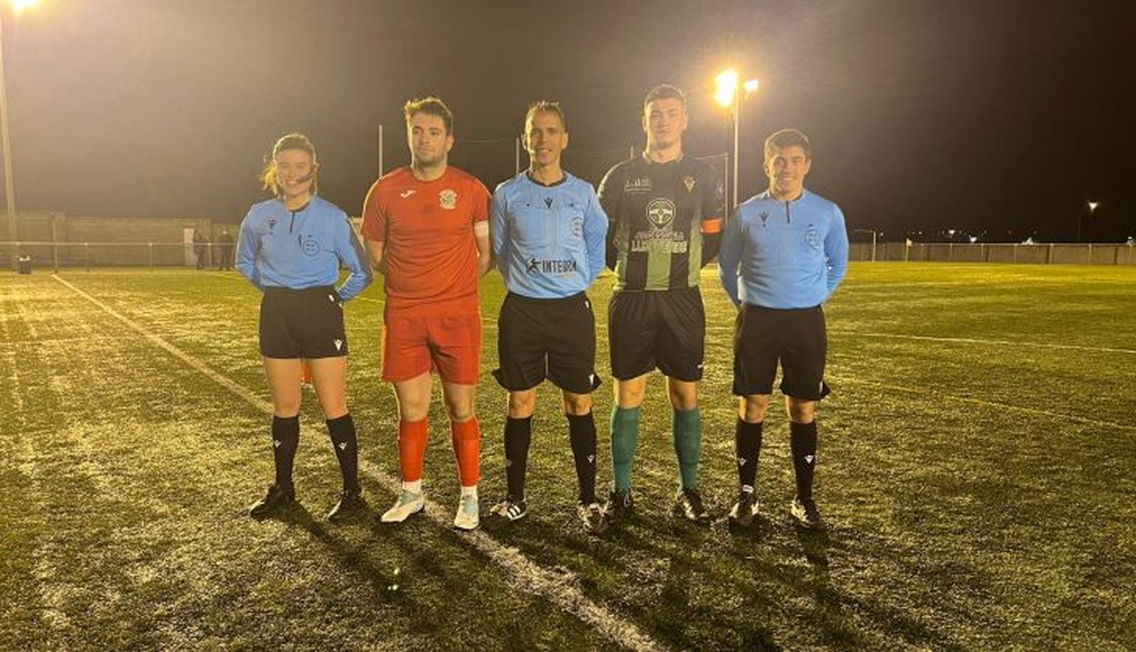 Despedida de Victoria Tarna como colegiada de fútbol en Salamanca