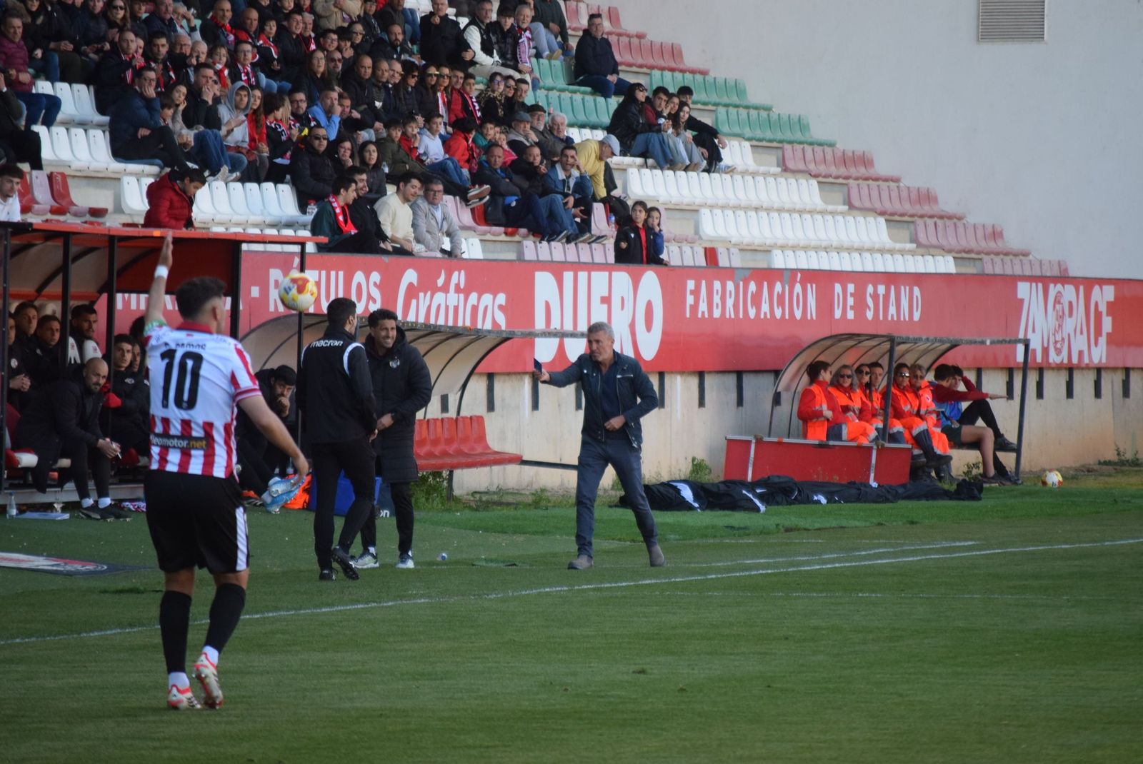 Zamora CF - Pontevedra CF (77).JPG