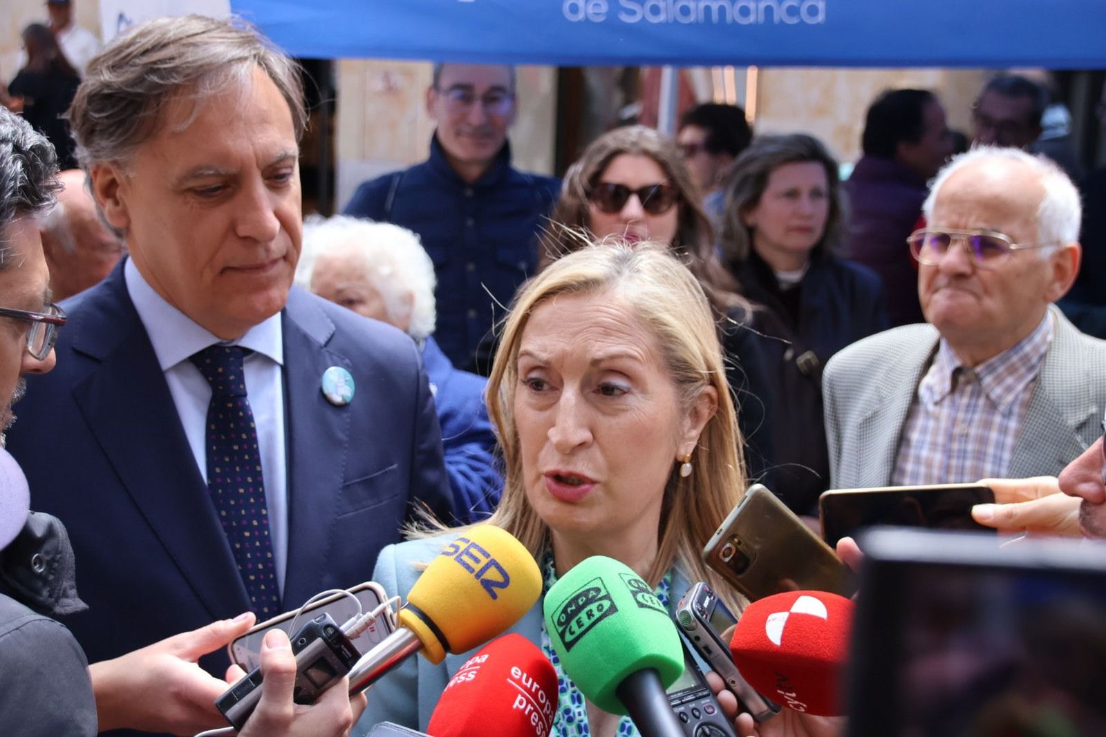 Ana Pastor, visita Salamanca para apoyar la candidatura de Carlos García Carbayo a la alcaldía de la ciudad