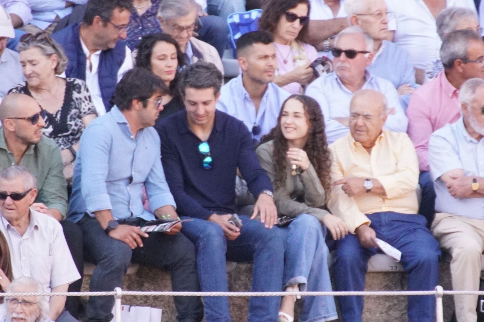 Así se ha vivido la primera corrida de la feria 2025 en La Glorieta: imágenes del ambiente en los tendidos y en el patio de cuadrillas