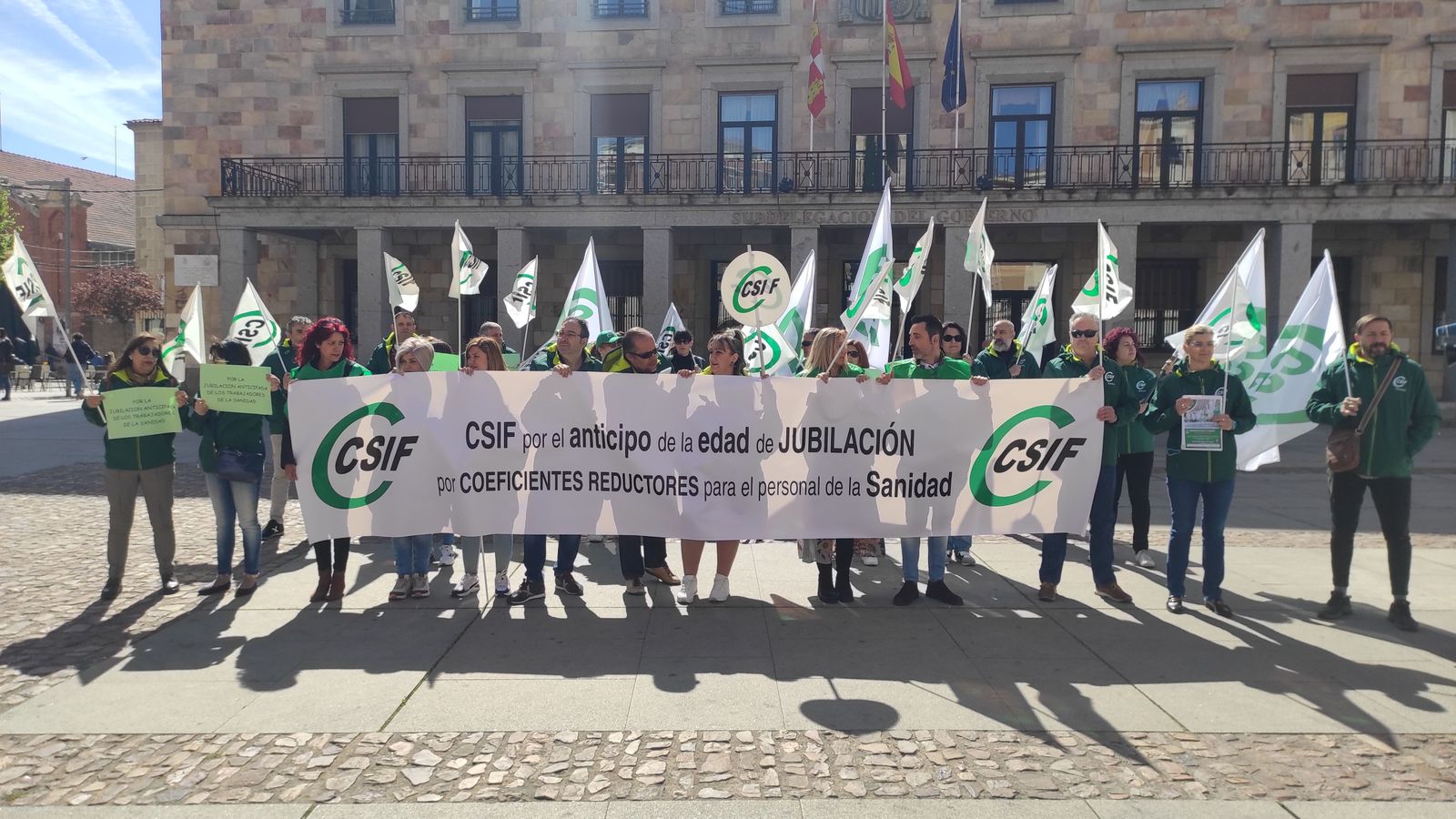 Concentración de CSIF Zamora por el anticipo de la edad de jubilación por coeficiente reductor para el personal sanitario