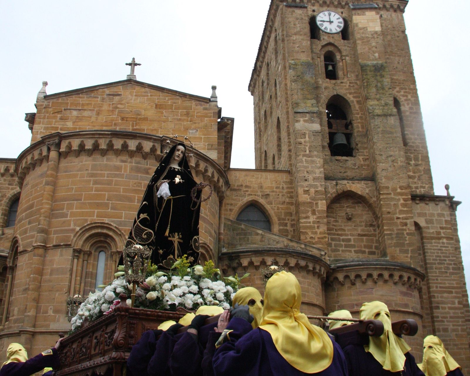 Procesión Virgen de los Dolores Benavente.