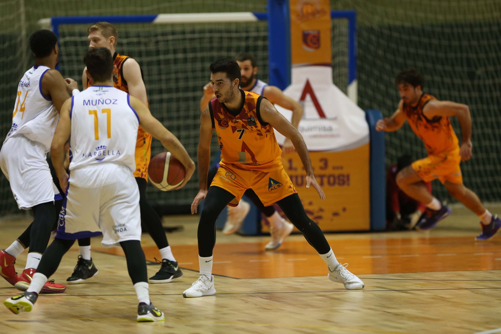 Rubiera defiende ante CB Marbella