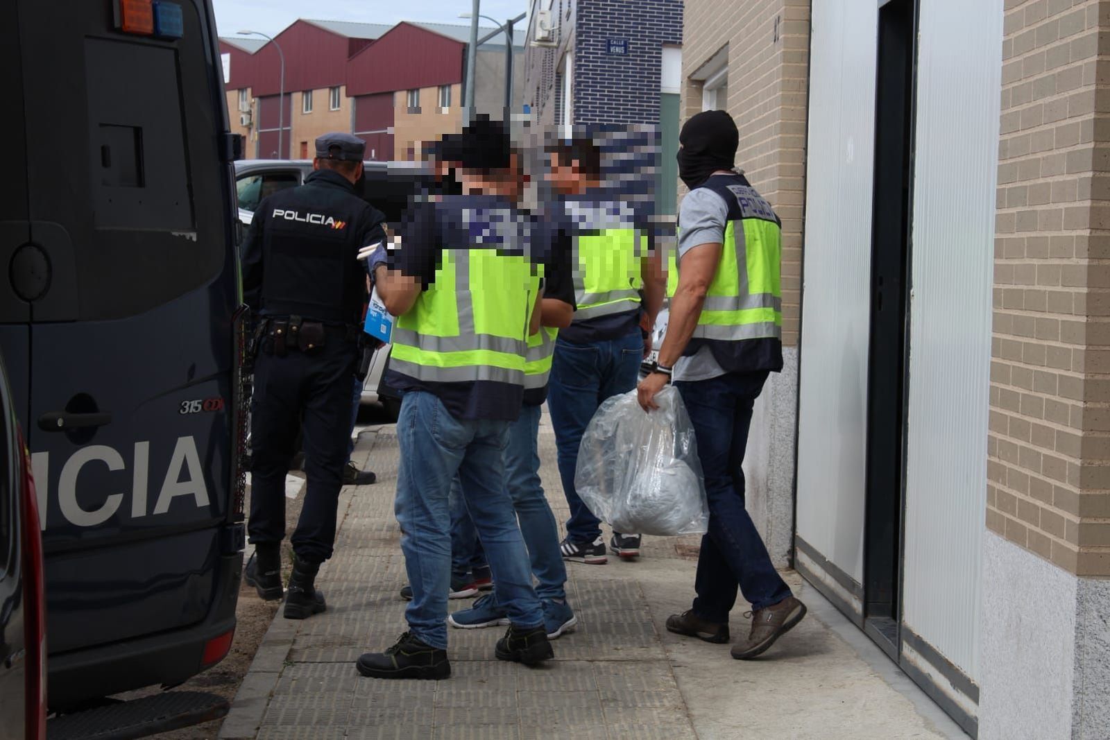 whatsapp-image-2022-06-06-at-10-49-40-am-1