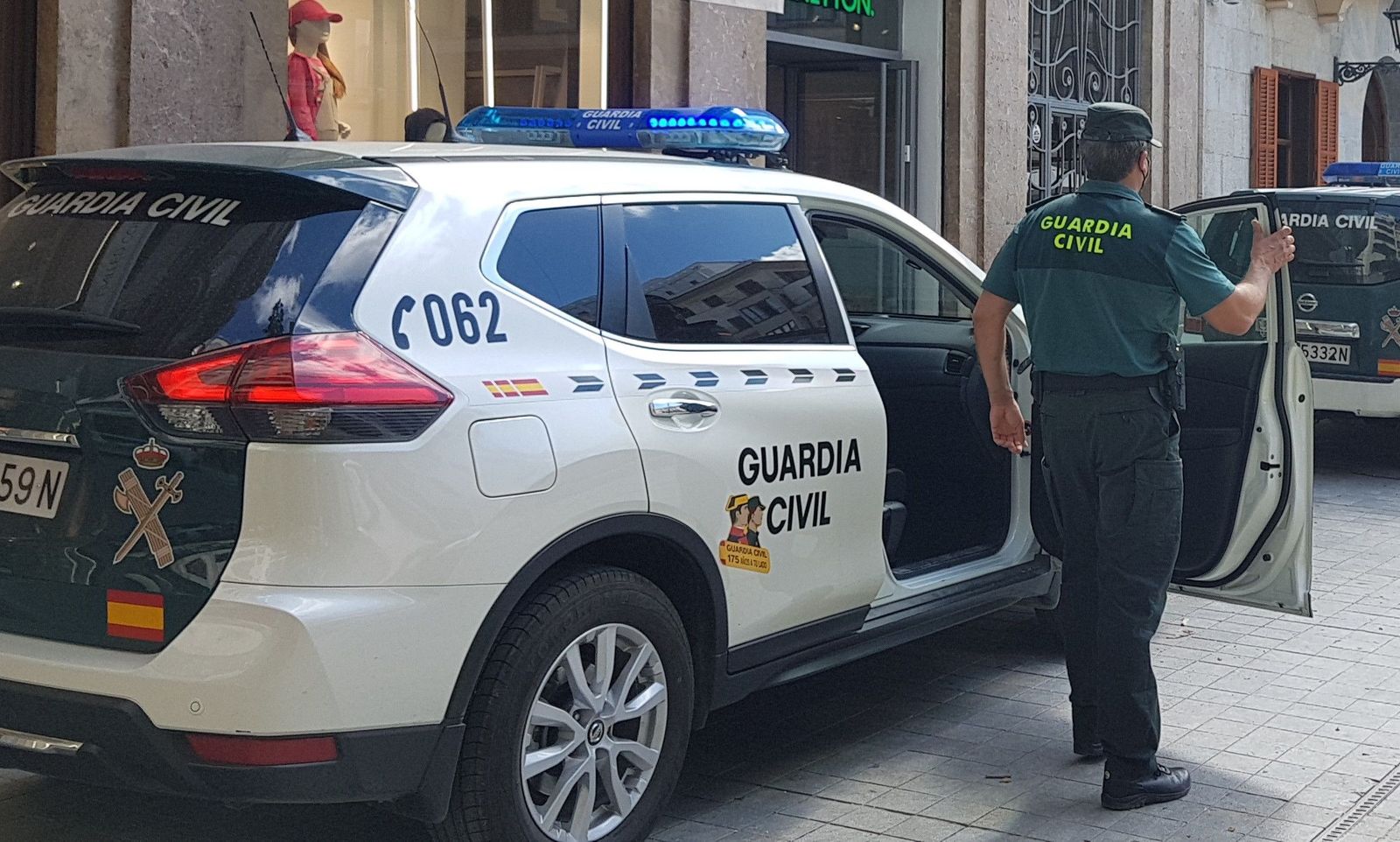 Foto de archivo de un coche de la Guardia Civil Foto de archivo de un coche de la Guardia Civil