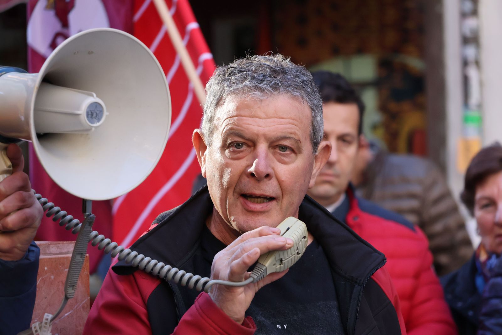 concentracion-en-la-plaza-sagasta-30