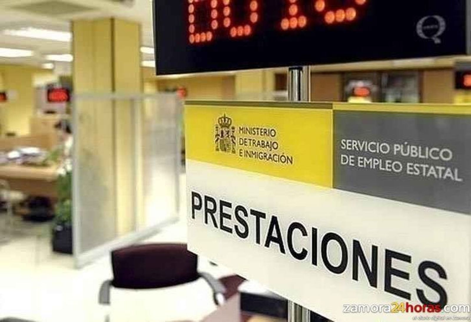 Más de 10.000 zamoranos carecen de una prestación por desempleo Más de 10.000 zamoranos carecen de una prestación por desempleo