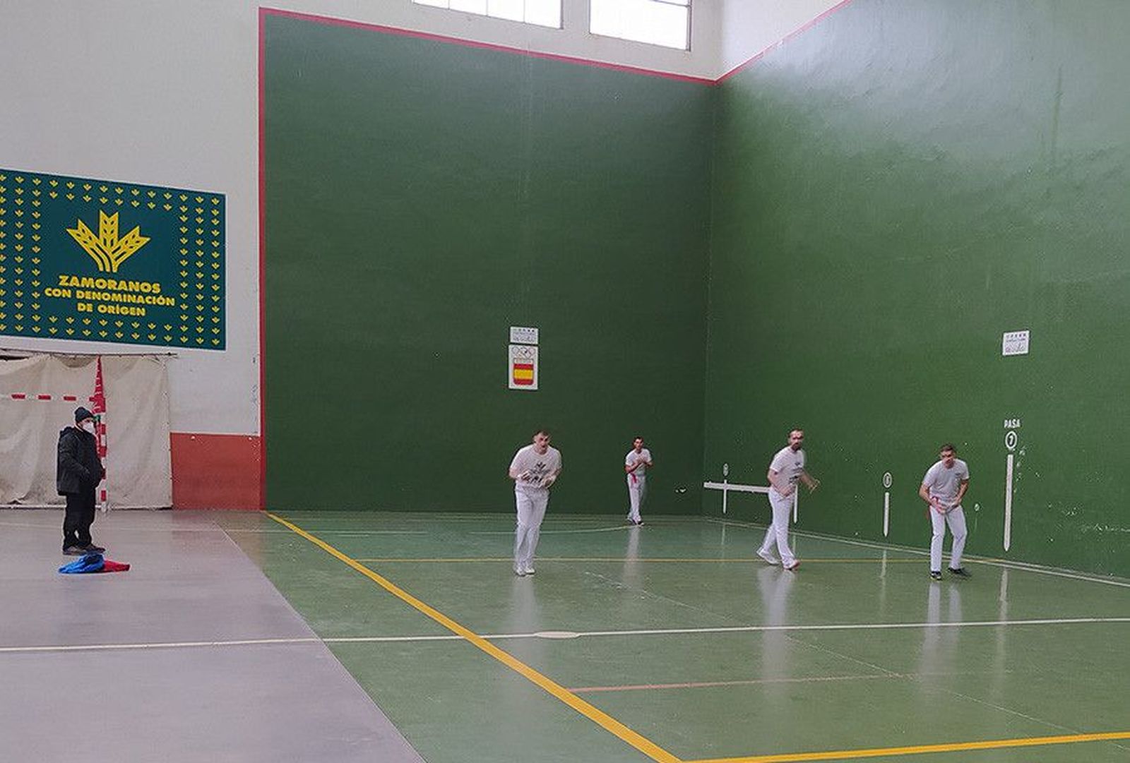 Pelota mano Zamora.Archivo