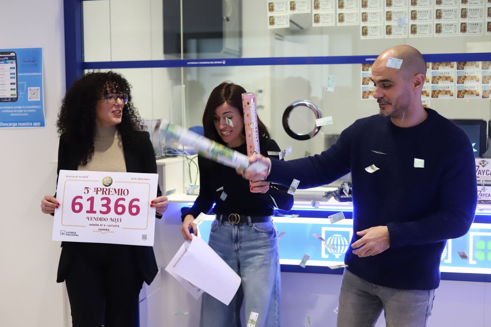 GALERÍA | Así se está viviendo a Lotería de Navidad 2025 en Zamora