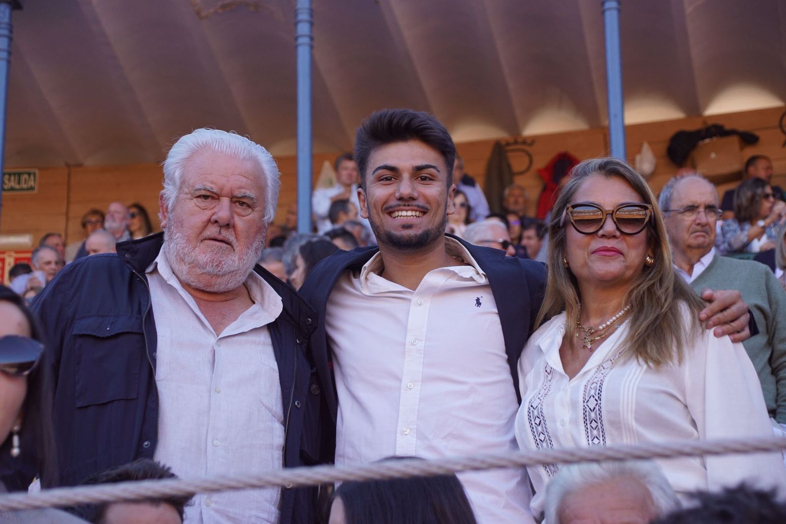 Así ha vivido la afición salmantina el adiós a la feria desde los tendidos: imágenes del ambiente en la corrida concurso