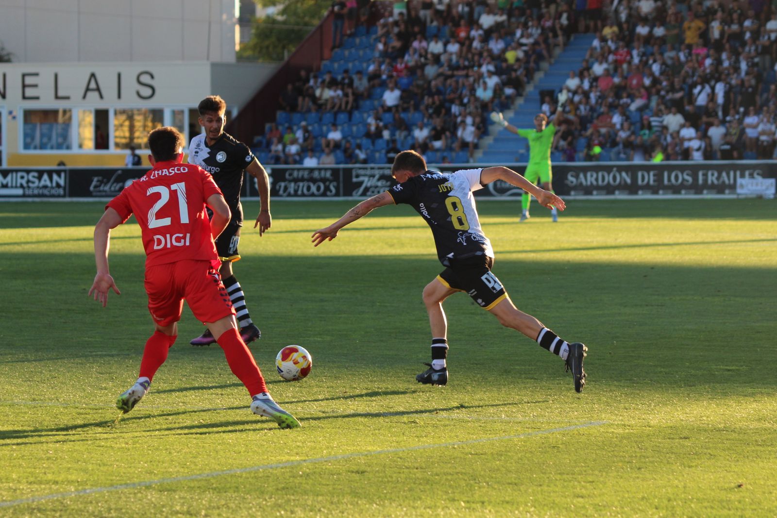 Encuentro entre Unionistas - Osasuna Promesas en el Estadio Reina Sofía