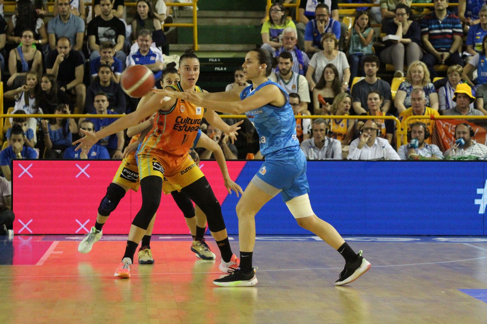 Vilaró, ante Valencia Basket | FOTO ANDREA MATEOS