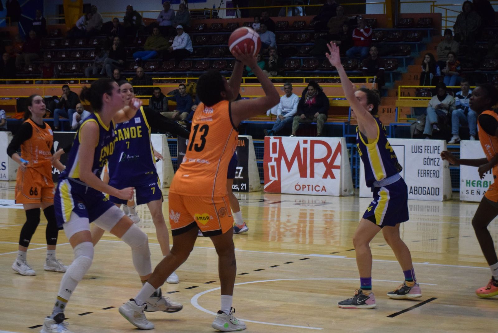 cd-zamarat-real-canoe-9