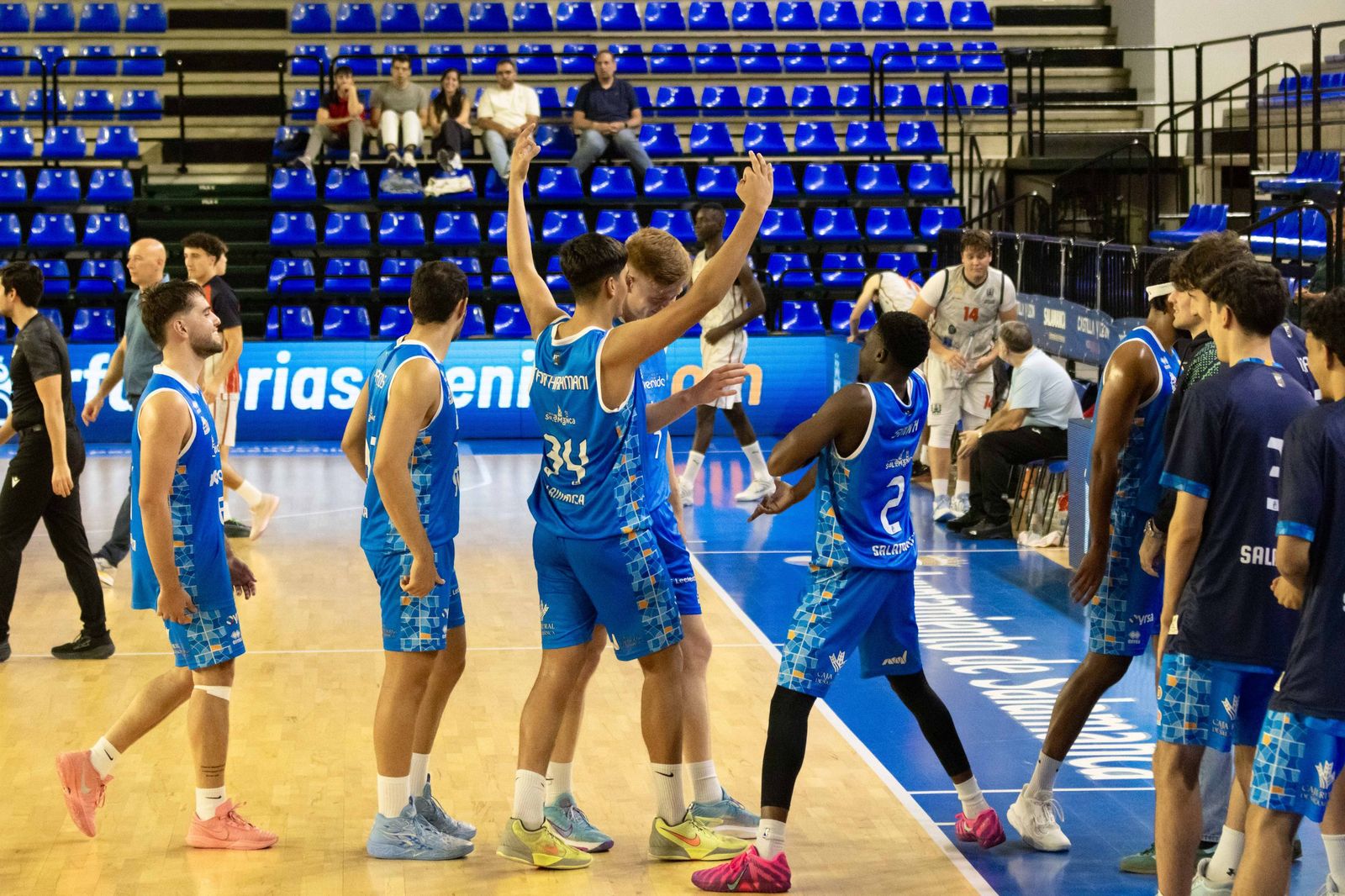 Perfumerías Avenida – Santo Domingo Betanzos