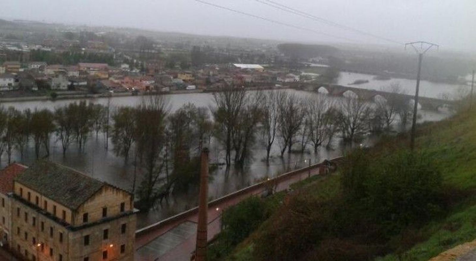 Desciende la alerta por inundaciones tras la crecida de los ríos Águeda y Agadón