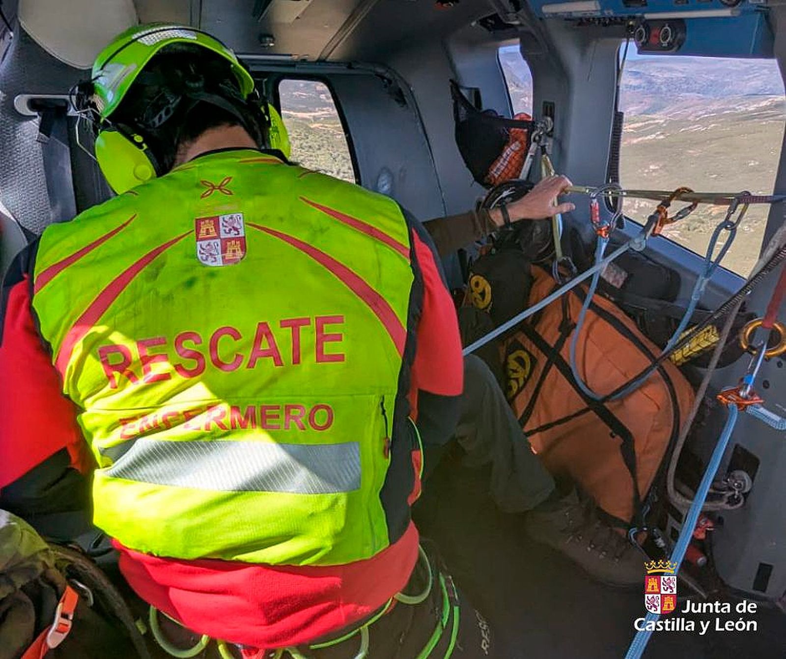 Imagen del helicóptero de rescate del 112 en el lugar de los hechos
